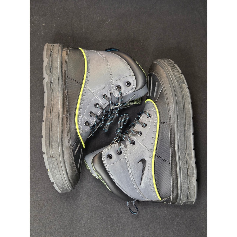 Nike ACG Woodside 2 High GS Dark Grey Black Volt Boots 524872-002 Size 5.5Y